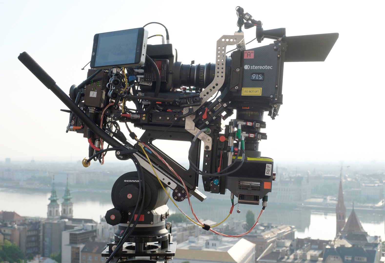 Bluray in 4K 60fps Mor Aek Home Theater